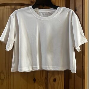 SHEIN Classic White Crop Top